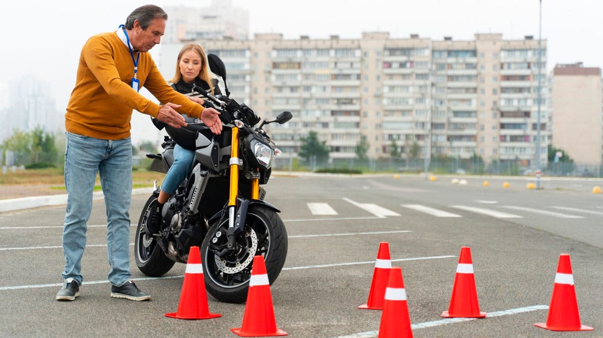 Techniques de conduite pour motards